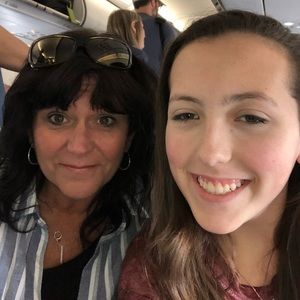 Meet your Posher, Lori